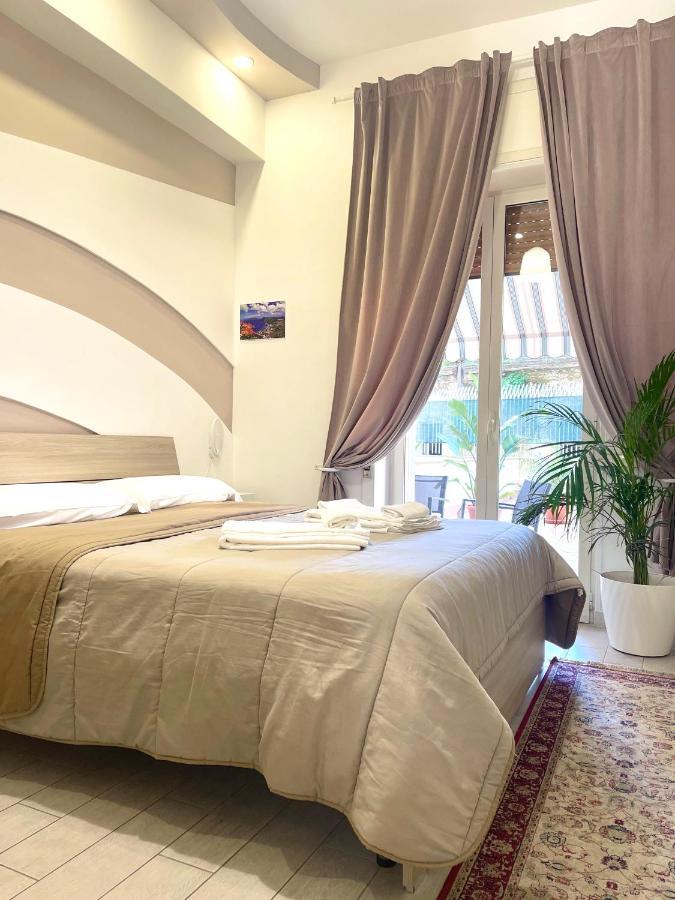 Terrazza Garibaldi Bed & Breakfast Napoli Dış mekan fotoğraf